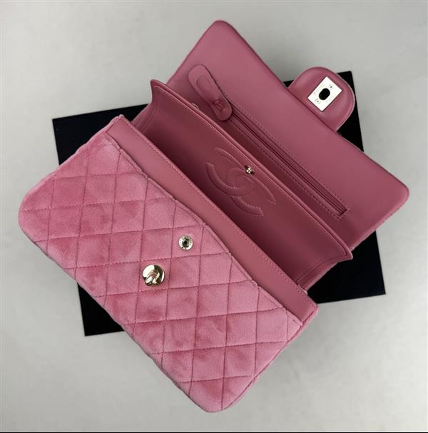 2026127205939876 600